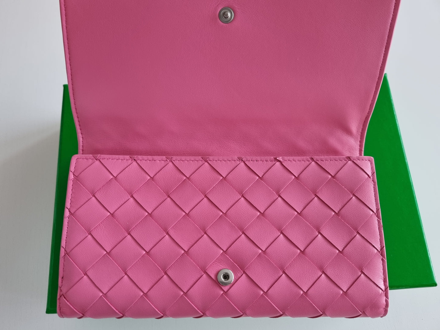 Bottega Veneta lange Geldbörse/Portemonnaie - Intrecciato - Pink