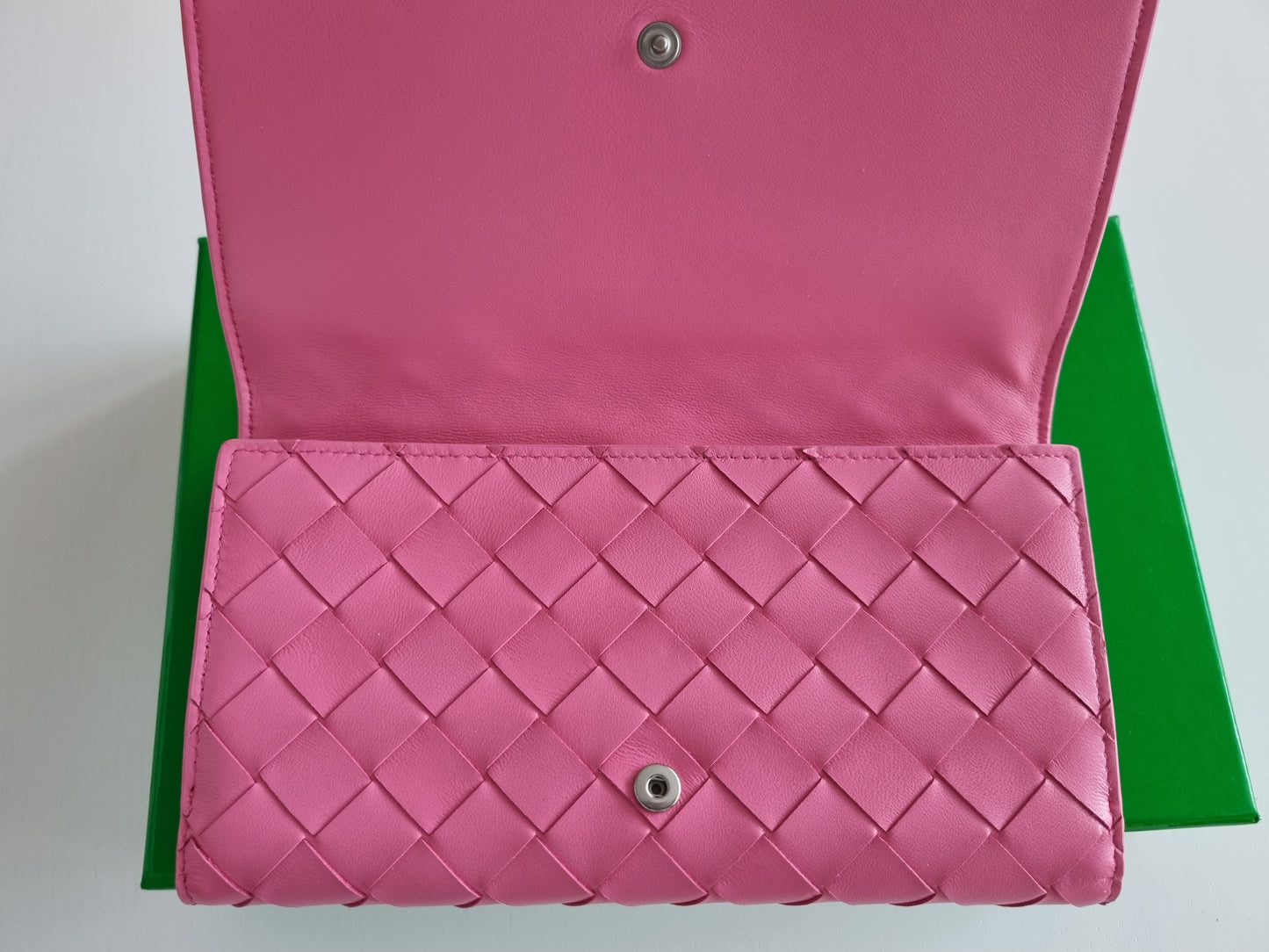 Bottega Veneta lange Geldbörse/Portemonnaie - Intrecciato - Pink