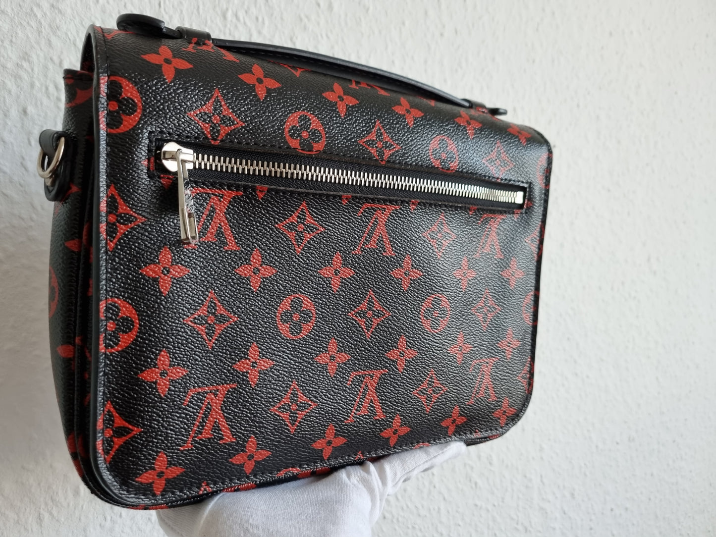 Louis Vuitton Pochette Métis Infrarouge - Limited Edition