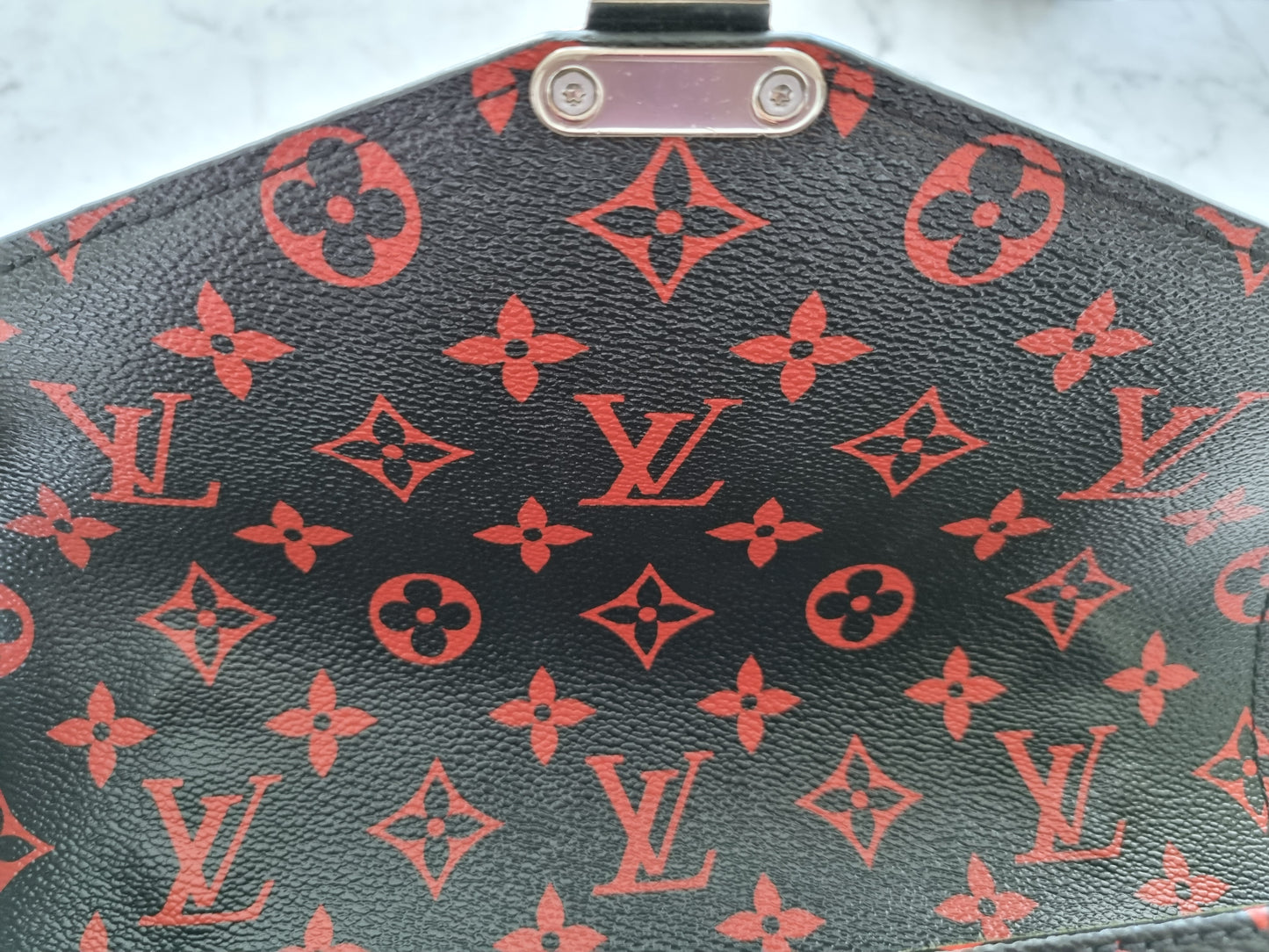 Louis Vuitton Pochette Métis Infrarouge - Limited Edition