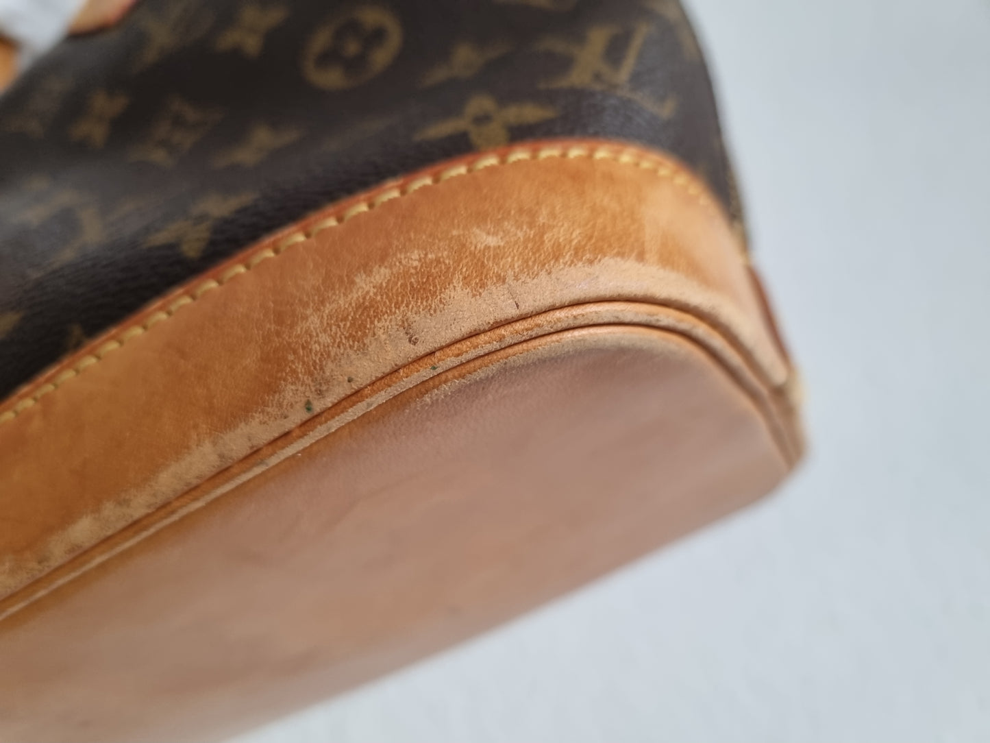 Louis Vuitton Alma Vintage PM