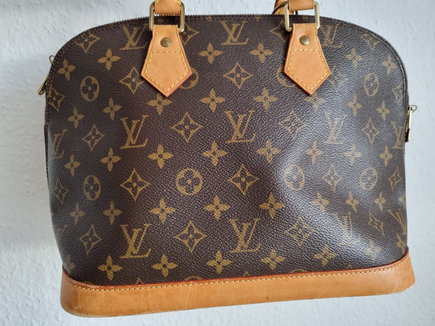 Louis Vuitton Alma Vintage PM