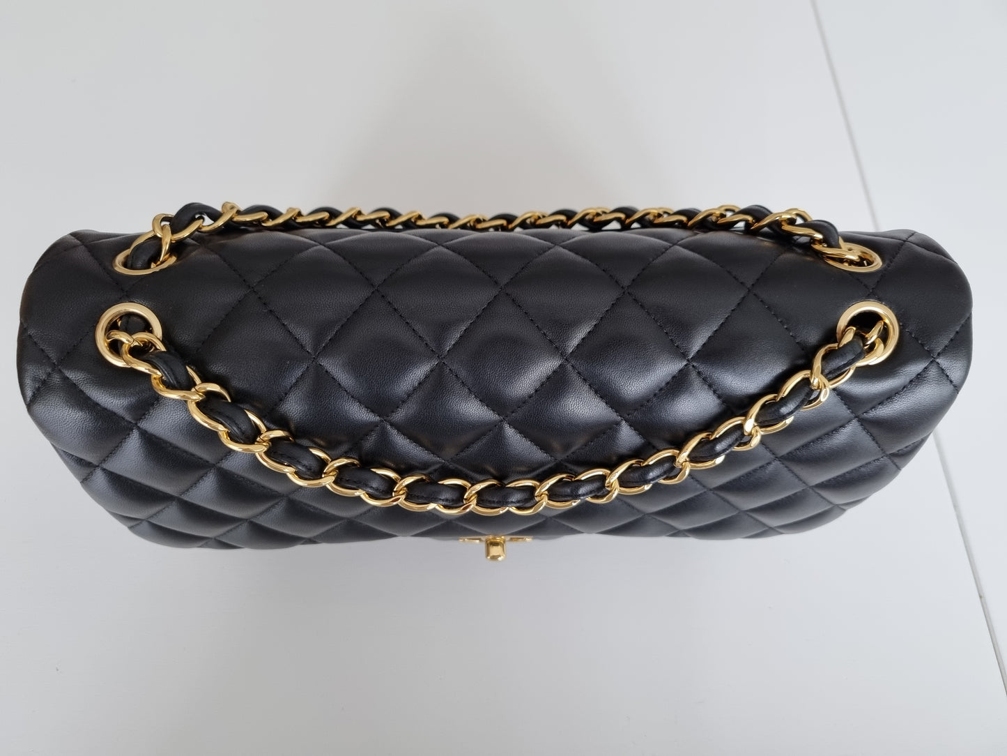 Chanel Jumbo Classic Double Flap - Schwarz - Lammleder mit Hardware in Gold