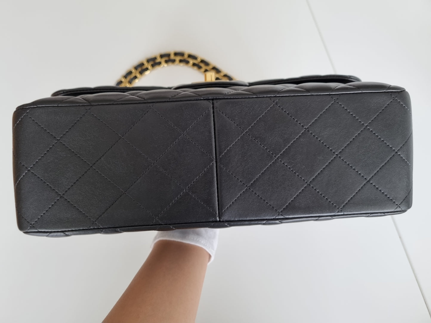 Chanel Jumbo Classic Double Flap - Schwarz - Lammleder mit Hardware in Gold