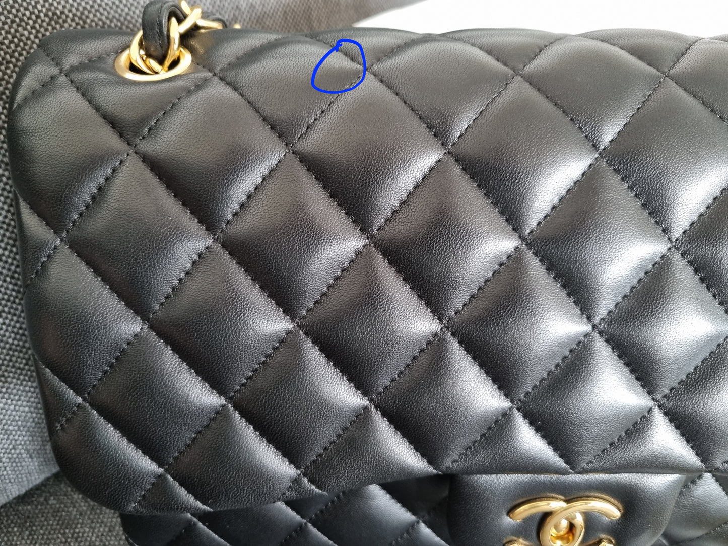 Chanel Jumbo Classic Double Flap - Schwarz - Lammleder mit Hardware in Gold