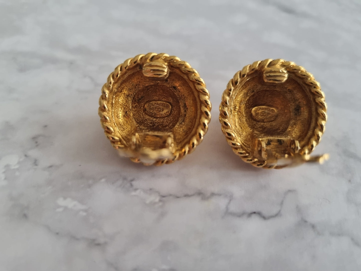 Chanel Ohrringe - Vintage Ohrclips 96P Kollektion - Gold