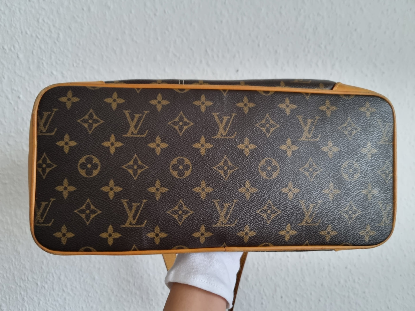 Louis Vuitton Riveting Schultertasche Monogram - Limited Edition