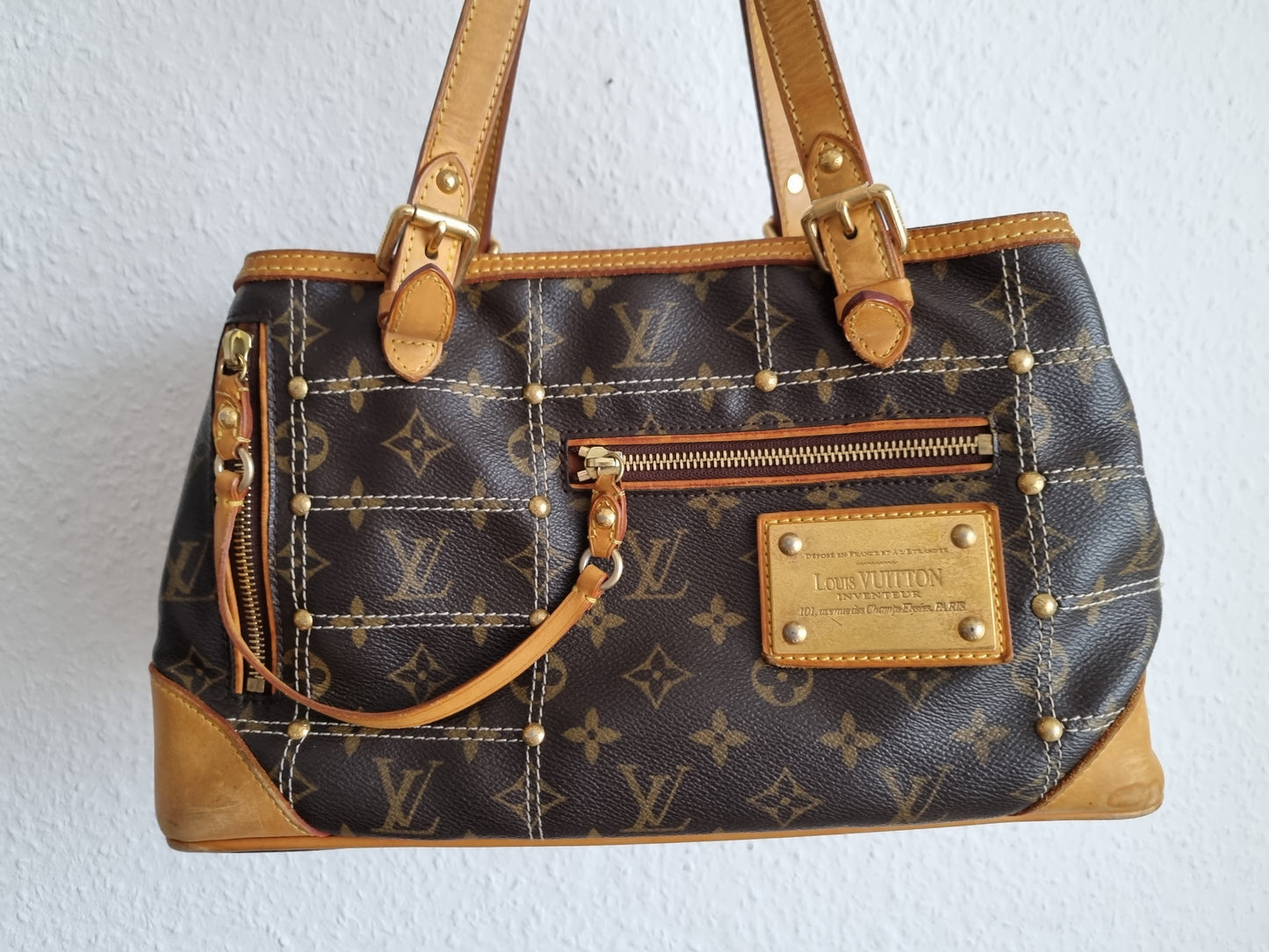 Louis Vuitton Riveting Schultertasche Monogram - Limited Edition